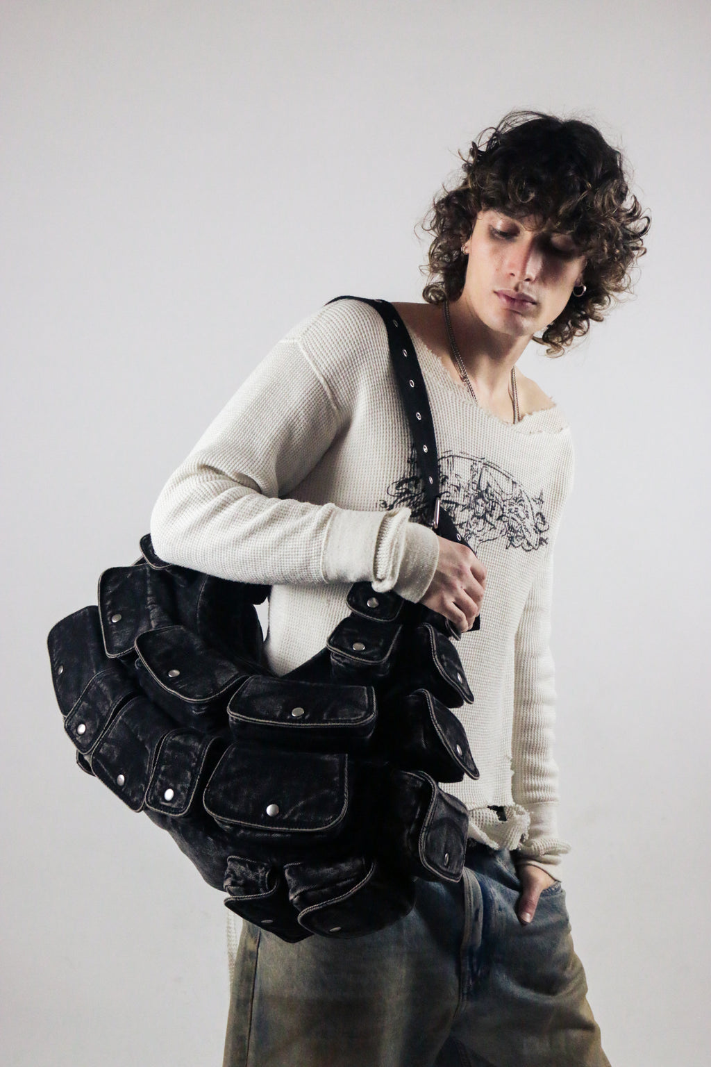 34 POCKET DENIM HANDBAG