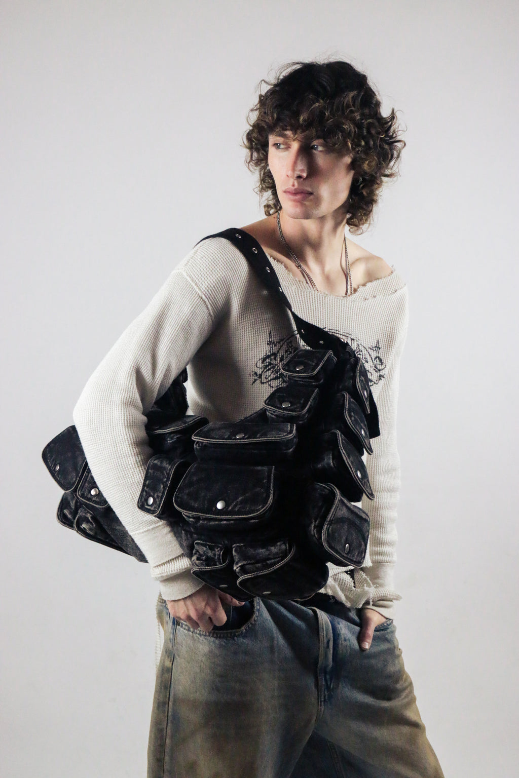 34 POCKET DENIM HANDBAG